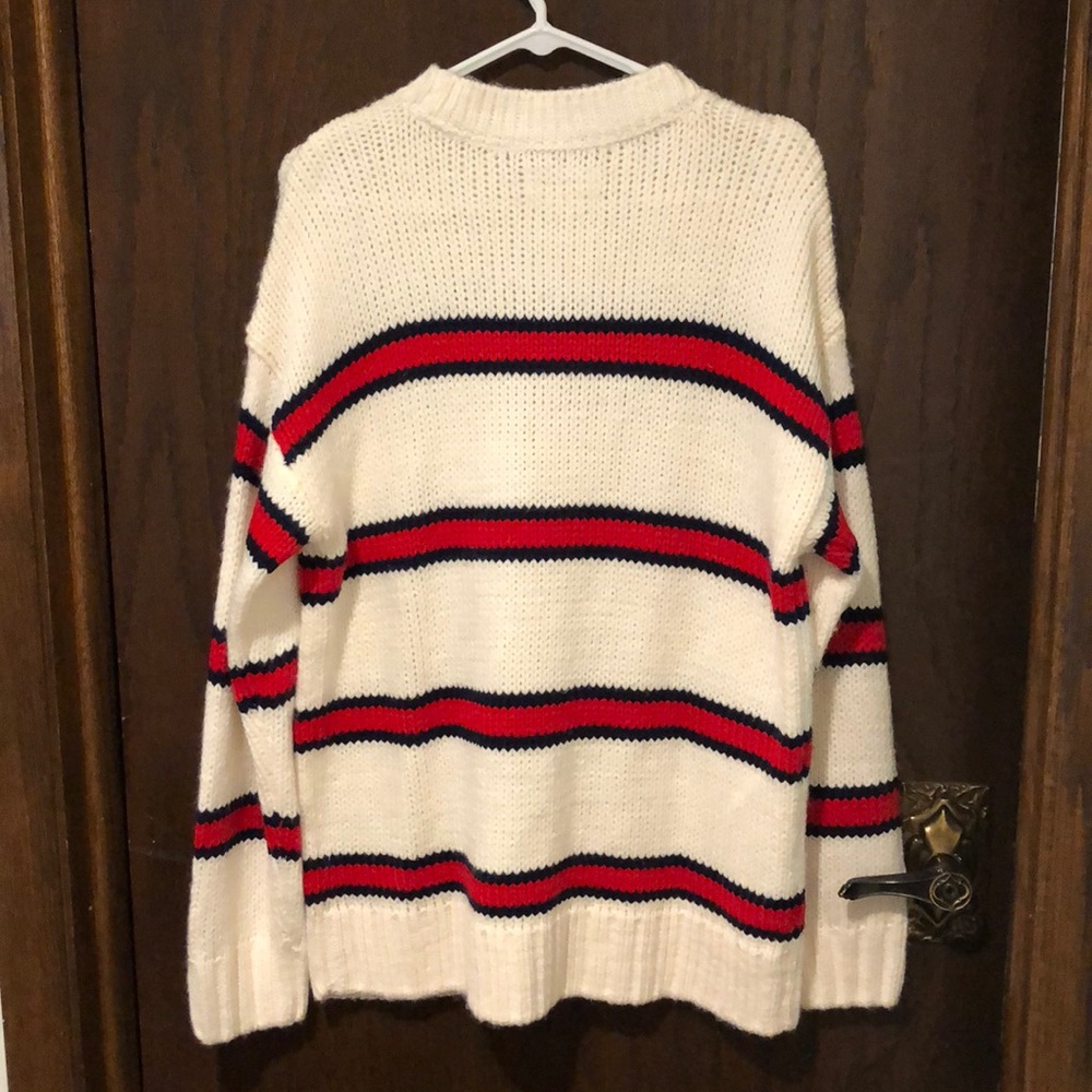 BRAND NEW Victoria’s Secret PINK Boyfriend Sweater - Picture 2 of 5